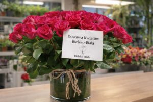 Read more about the article Bukiety z sercem – poczta kwiatowa Bielsko-Biała krok po kroku – Kwiaciarnia Różana Bielsko – Biała
